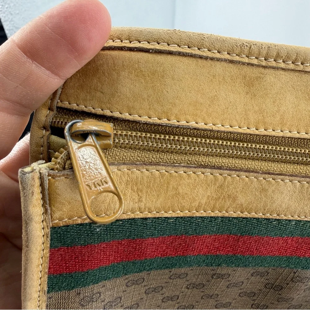GUCCI Micro GG Supreme Web Sherry Line Briefcase tan leather trim laptop sleeve